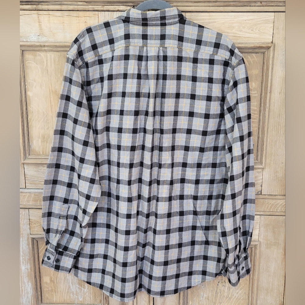 Filson Men's Plaid Shirt - Black and Gray - Picture 2 of 10